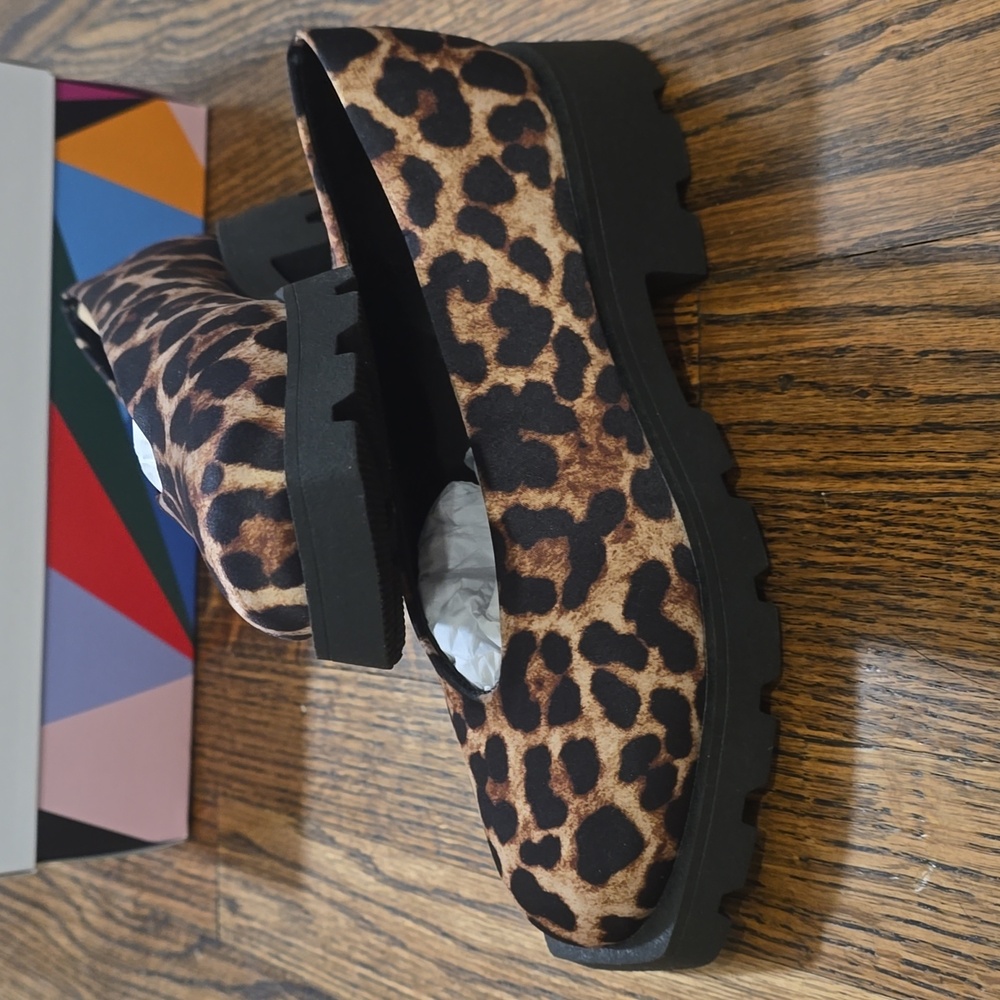 NWT KATY PERRY Collections Cheetah Print Lug Loafers